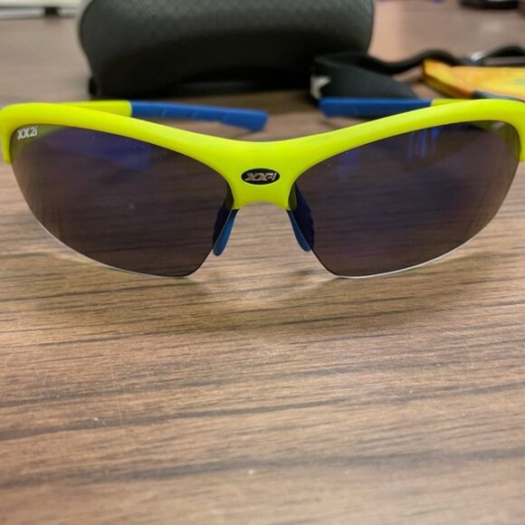 XX2i Optics France2 Sport Sunglasses - Neon Yellow and Blue - Blue Lens - EUC - Picture 2 of 10